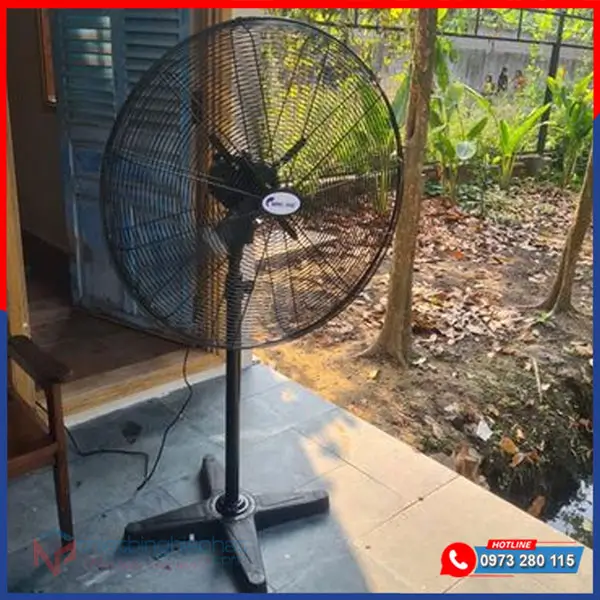 Quạt công nghiệp đứng Chinghai HS243Đ 140W Quạt đứng công nghiệp Chinghai nhiều ứng dụng