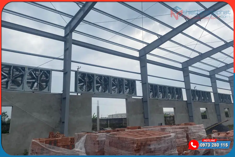 Quạt thông gió vuông tole kẽm 1000x1000 BMF-1000 Hình ảnh lắp đặt Quạt thông gió vuông BMF OMYSU